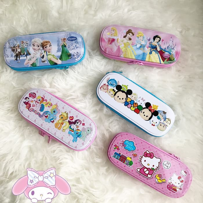 

Kotak pensil resleting karakter