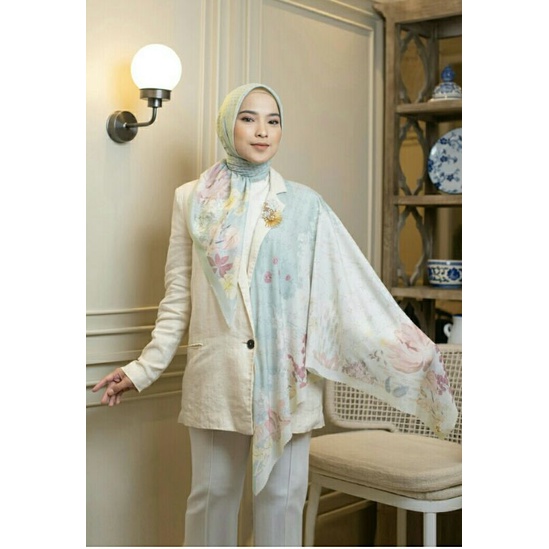 SCARLET SCARF SKY by heylocal.id