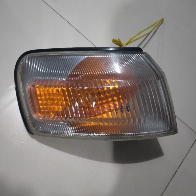 lampu sen corolla all new 1.6 original toyota sen corolla all new 1.6 seg