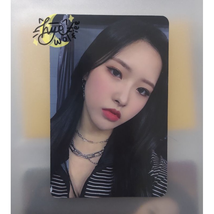 [BOOKED] OLIVIA HYE [HYEJOO] LOONA 12:00 POB MMT1 OFFICIAL PHOTOCARD