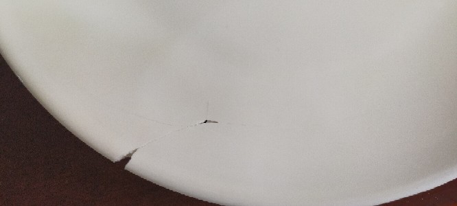 P1008 Piring Melamin Bulan 8 Inc Putih Golden Dragon