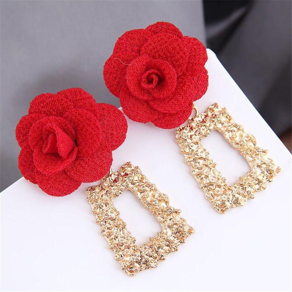 Suyo Anting Kepribadian Sense Earrings Wanita Emas Desain Sederhana Aksesoris Telinga Berlian Berlian Imitasi Stud