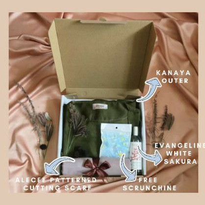 

Hampers / Giftbox / Kado Ulang Tahun Untuk Pacar - Army