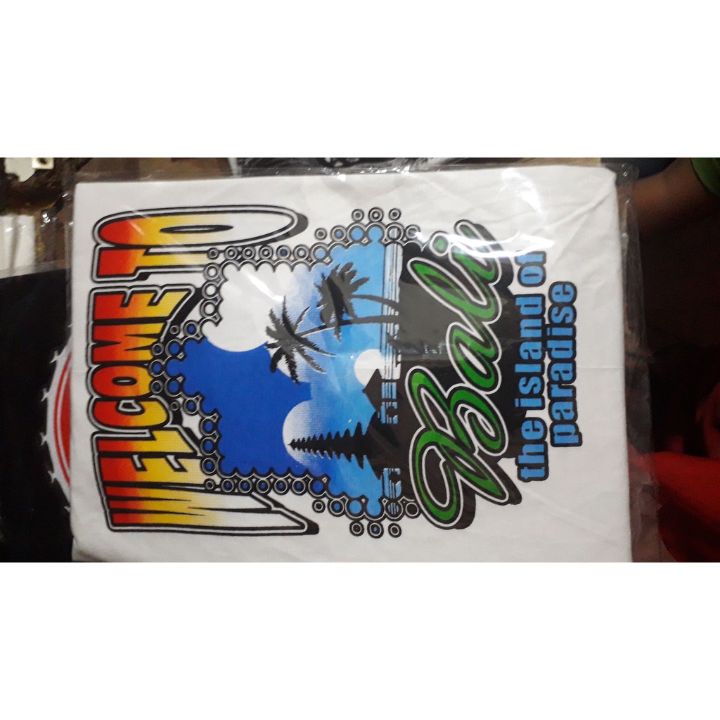 Baju Kaos Putih Bali
