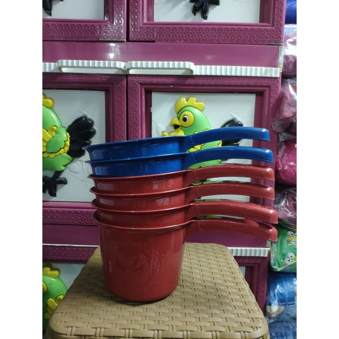 Gayung Mandi - Gayung Plastik Biasa