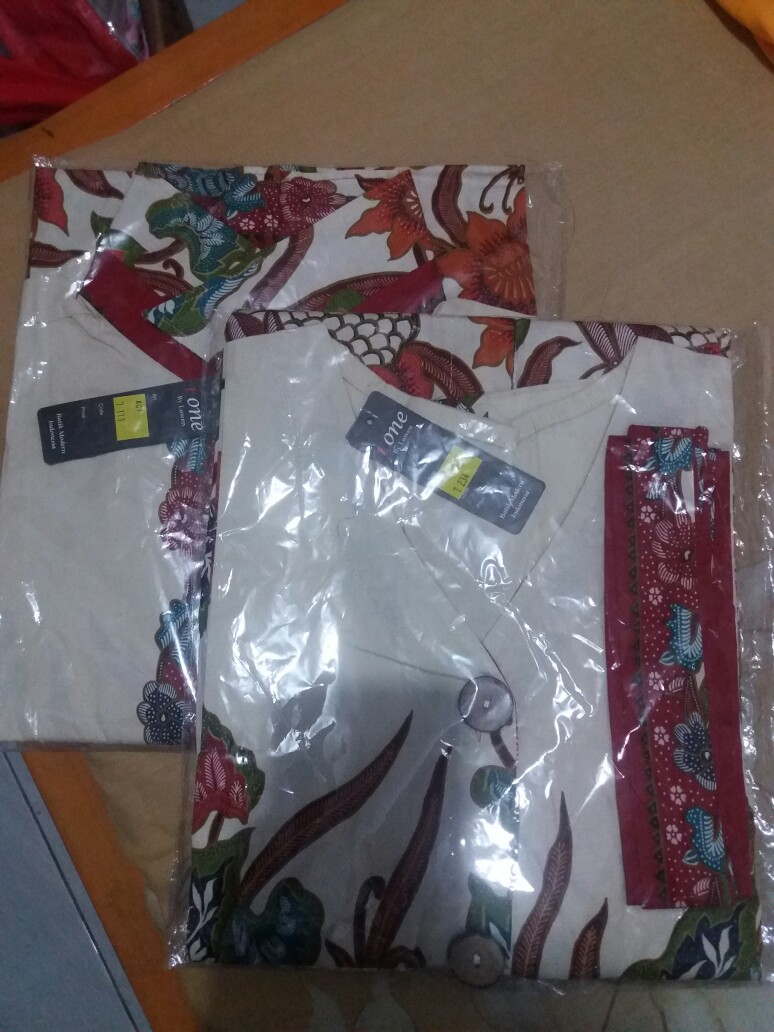 Kemeja Batik Pria Couple Series/ Batik Pria Modern / Seragam Batik / Baju Lebaran /113 & 115
