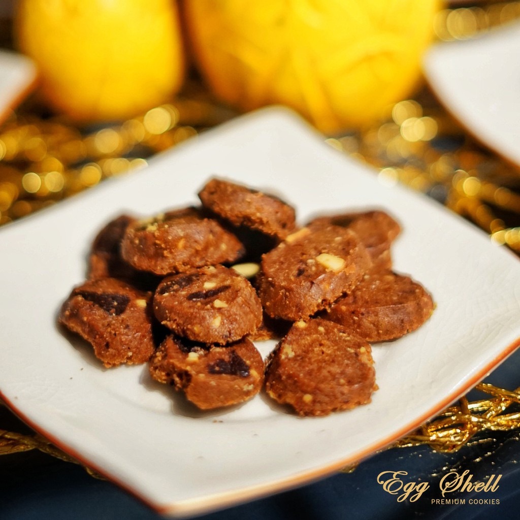 

Chocolate Peanut Cookies