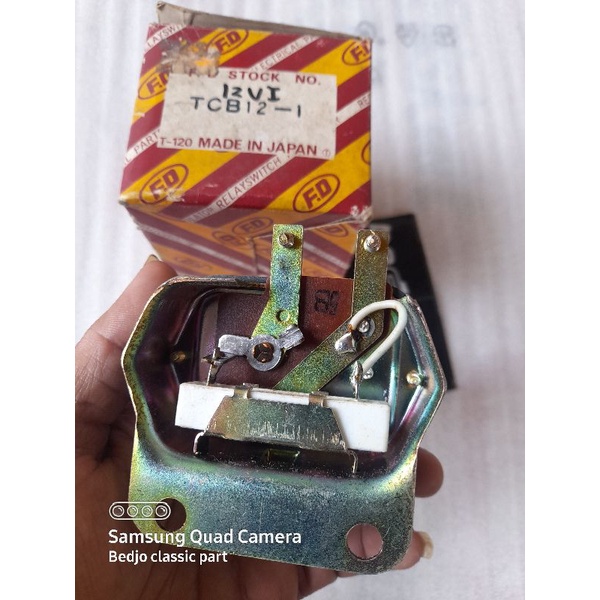 voltage regulator pengisian remi cas ket out cut out 3 kaki 12 volt TOYOTA HARDTOP HARTOP FJ40 serie