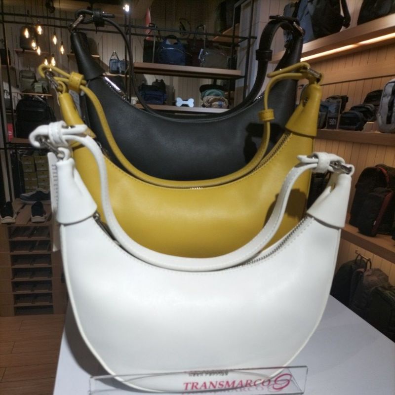 TAS HUSH PUPPIES CEWEK