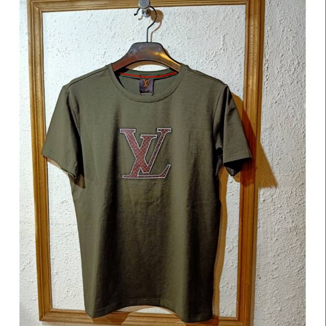 Kaos louis vuitton import hijau