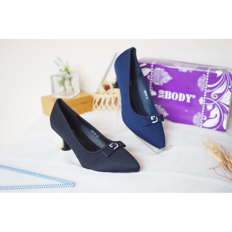 SEPATU HEELS KANTORAN WANITA NOBODY 387-2 BISA COD
