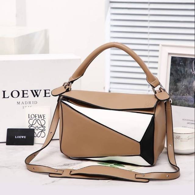 [NEW] Loewe Puzzle Medium FREE paperbag