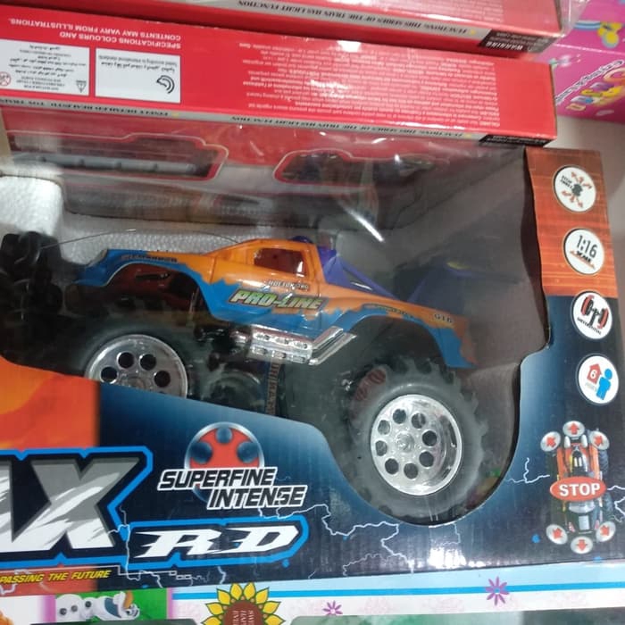mainan mobil remot/mainan rc terbaru/baterai cas