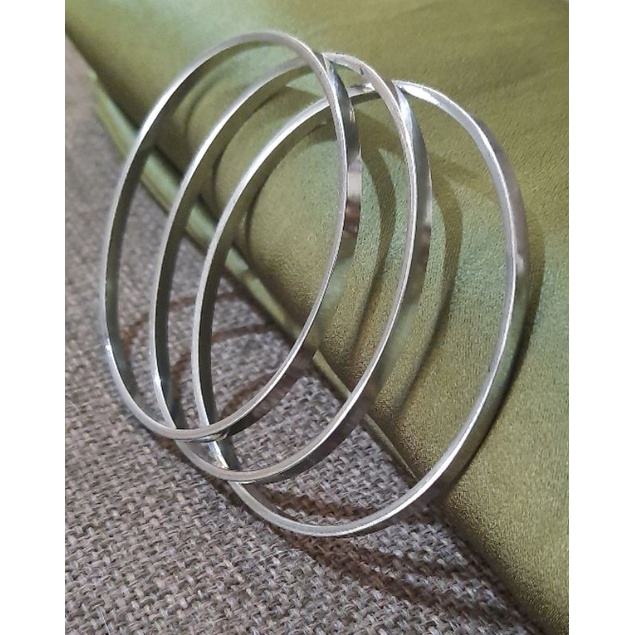 Gelang Tangan Baja Putih Anti Karat/untuk wanita/harga yg tertulis untuk 1 pc gelang