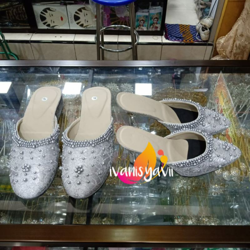 Sepasang Selop Pengantin MUTIARA, Warna Silver