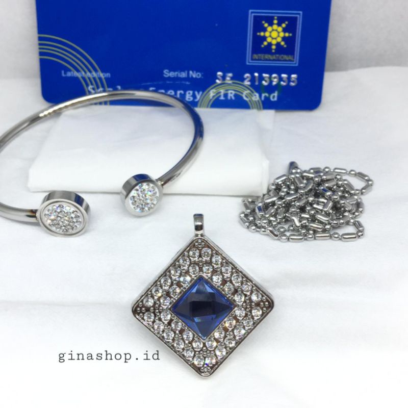 (TERLARIS)SATUSET KALUNG QUANTUM PENDANT KESEHATAN PERMATA BIRU+GELANG BIO MAGNETIC BISA COD✅