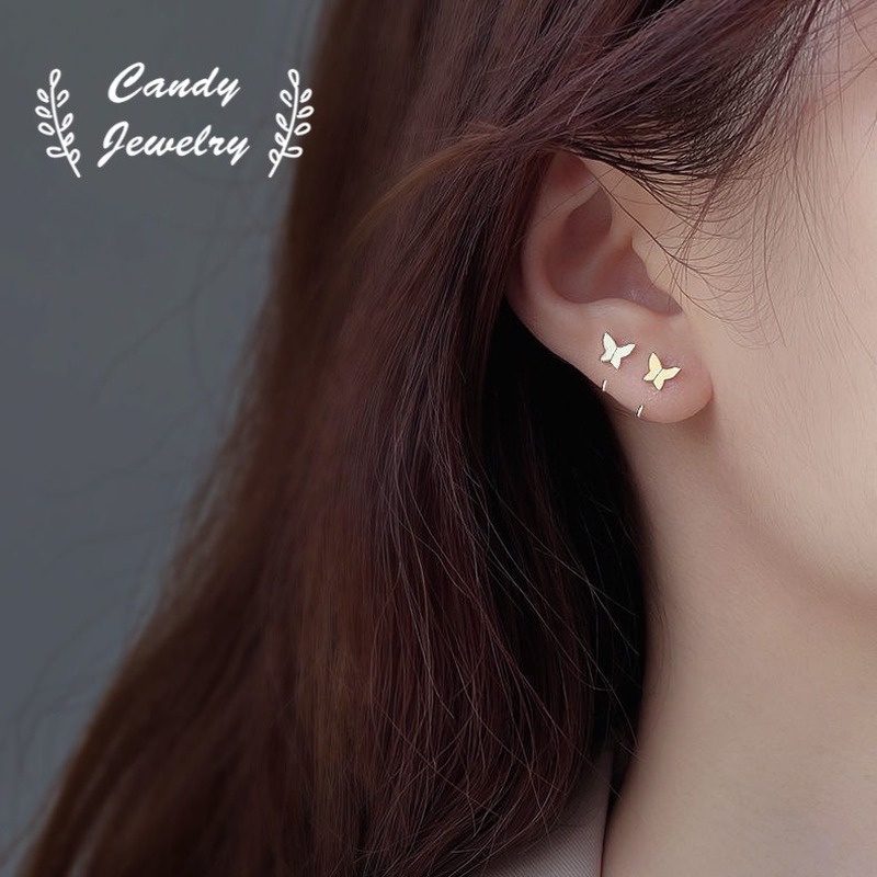 1 Pasang Anting Stud Mini Bentuk Kupu-Kupu Bahan Logam Lapis Emas Perak Untuk Wanita