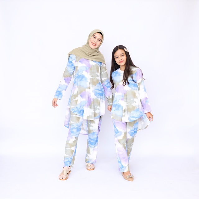 AIZA multicolor oneset tunik by Hagia Indonesia