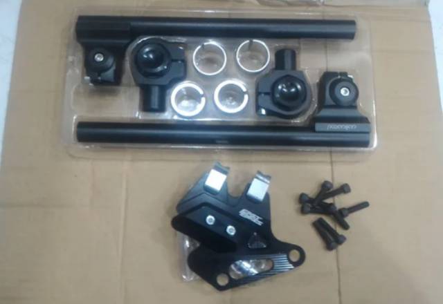 STANG JEPIT ROBOT CLIP ON VIXION NEW/R15/RXKING/TIGER/MEGAPRO/CB150R NEW/VERZA/SATRIA FU/NINJA