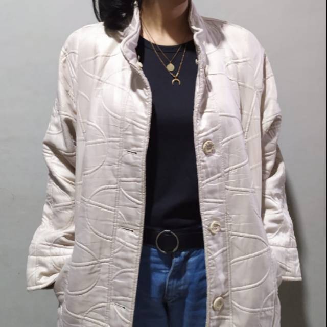 Jaket musim dingin tebal