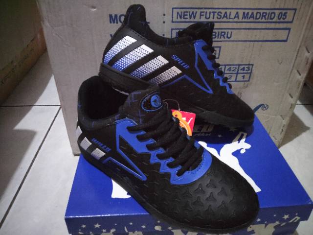 PROMO!!! Sepatu FutSal -NEW FUTSALA MADRID 05- 100% ORIGINAL