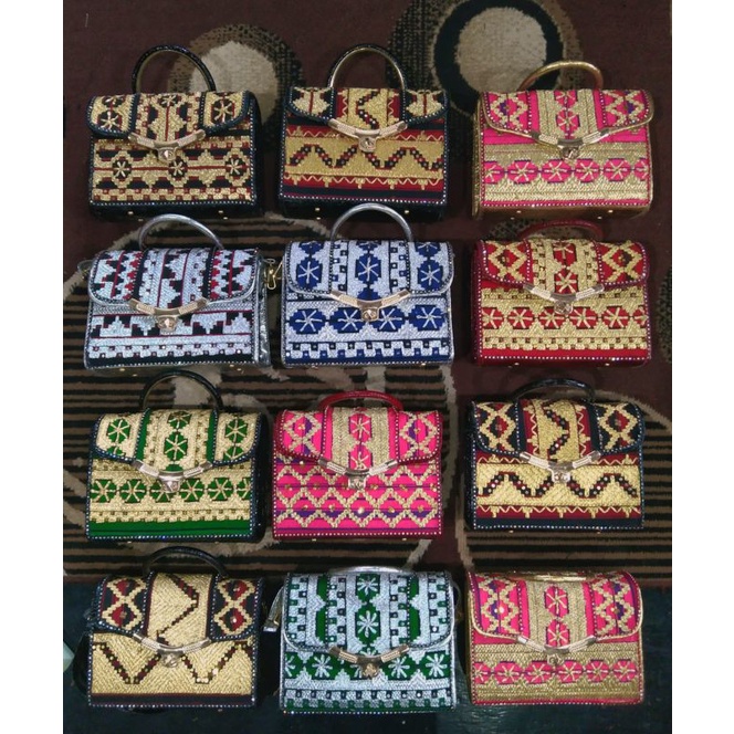 

Tas Inces Motif Tapis Lampung