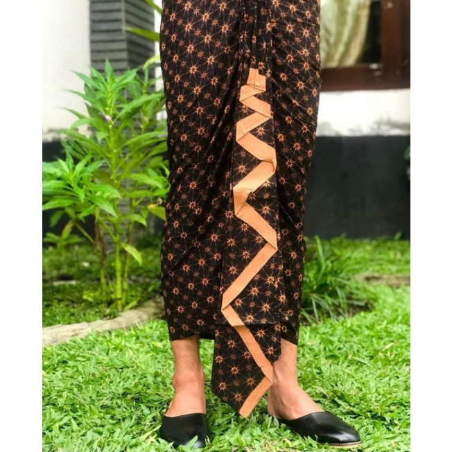 kamen bali setengah jadi, kamen kancut, kamen batik