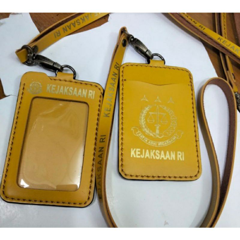 

Name Tag Kejaksaan RI Holder Kejaksaan RI Gantungan Id Card Kejaksaan RI.