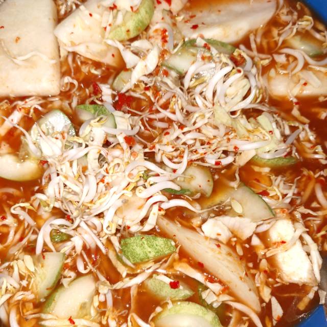 

Asinan merah sayur bangkuang