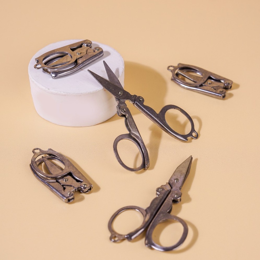 

GUNTING LIPAT MINI STAINLES 8 CM - GUNTING PORTABLE MINI - GUNTING TRAVELING