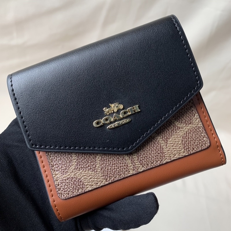 Coach Small Wallet With Brown Black