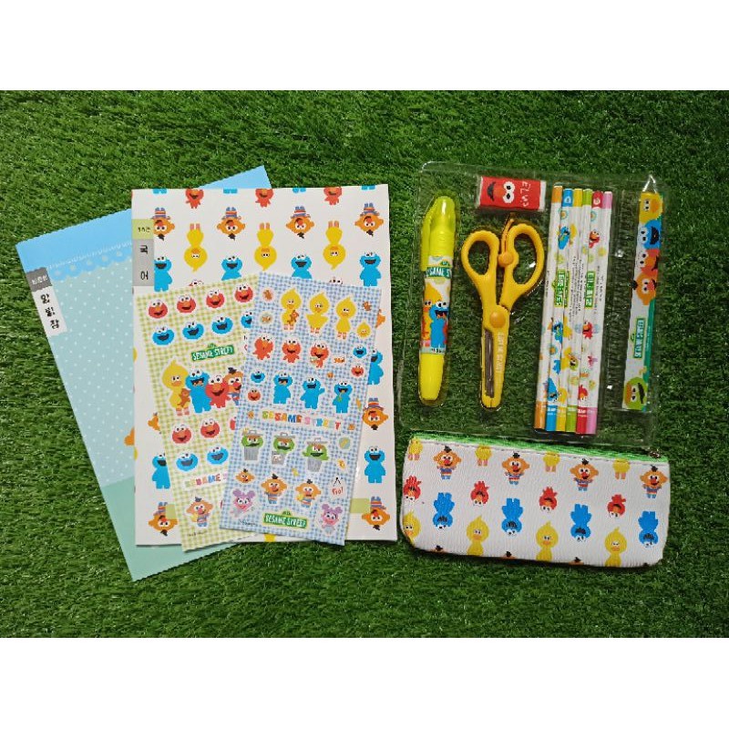 

READY STOCK SESAME STREET STATIONERY SET ORI KOREA