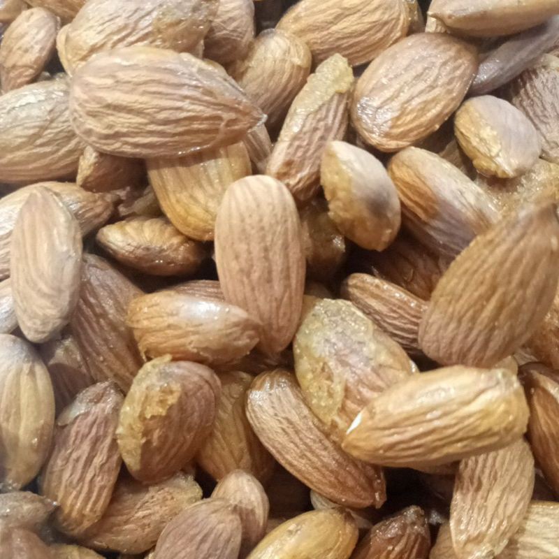 kacang almond kulit panggang gurih 1kg