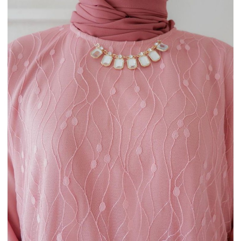 AIRA LACE DRESS