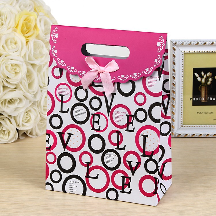 

PAPER BAG TEMA VALENTINE KANTONG HADIAH KANTONG KADO BOX SOUVENIR VALENTINE PAPER BAG KADO