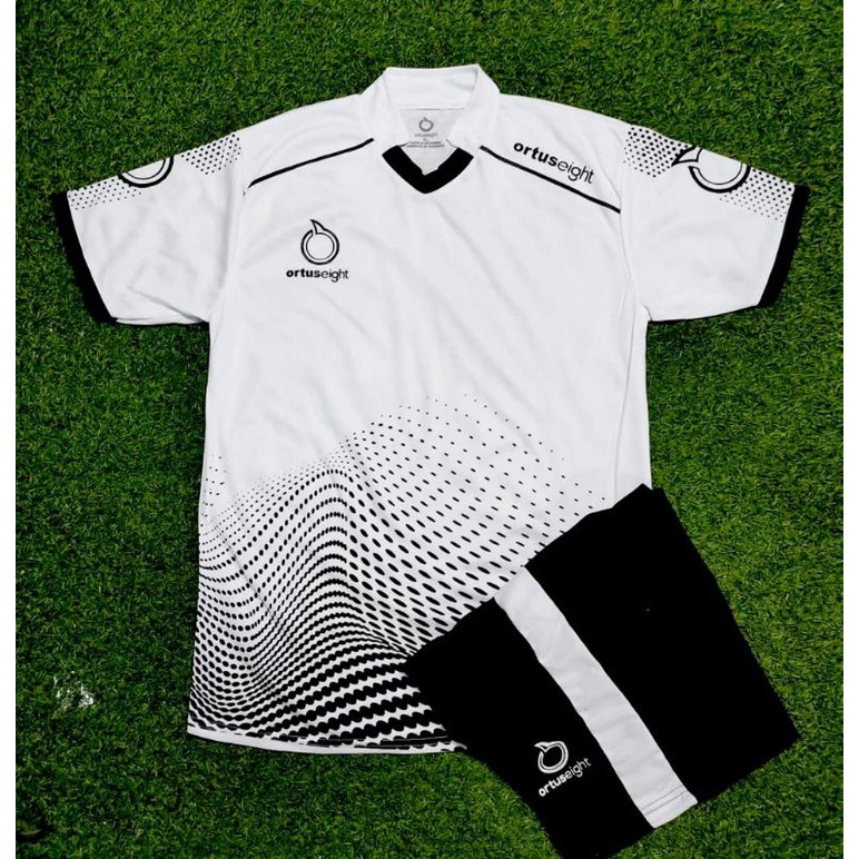kaos bola atau baju bola junior umur 7 tahun s/d 13tahun-Putih naruto