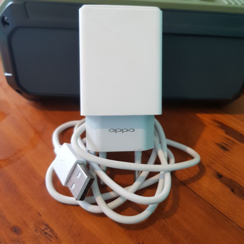 Charger original OPPO A3S, A37F, A57, A71,A83 asli copotan atau cabutan HP bekas bawaan