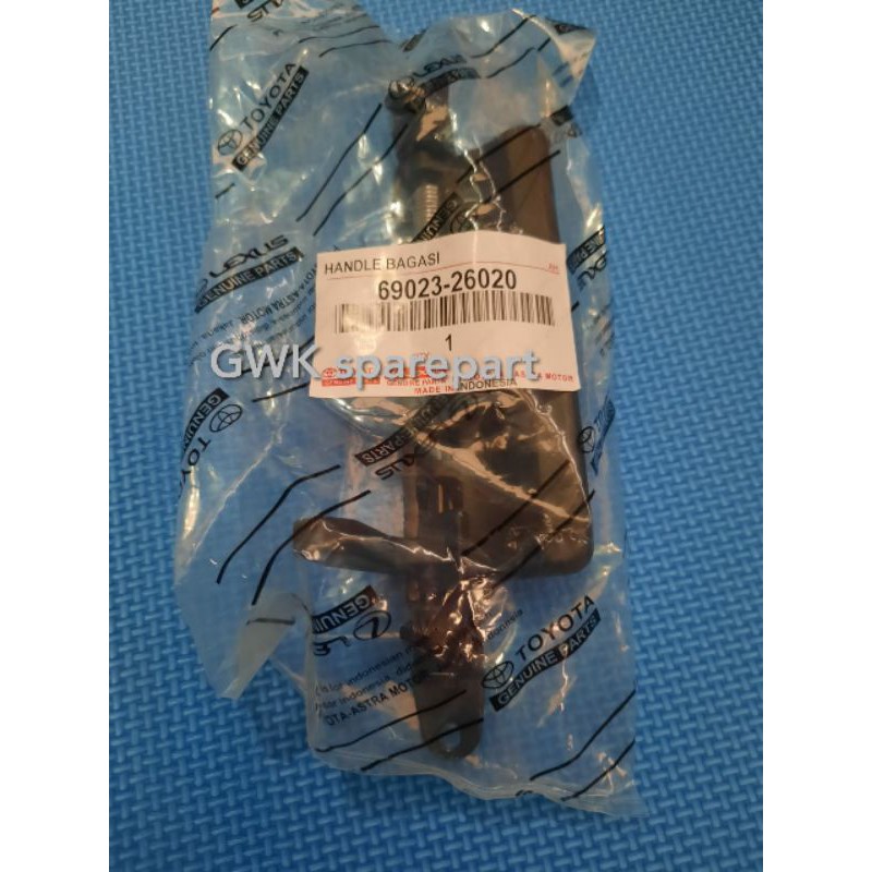 Handle bagasi belakang Toyota Kijang LGX Ori