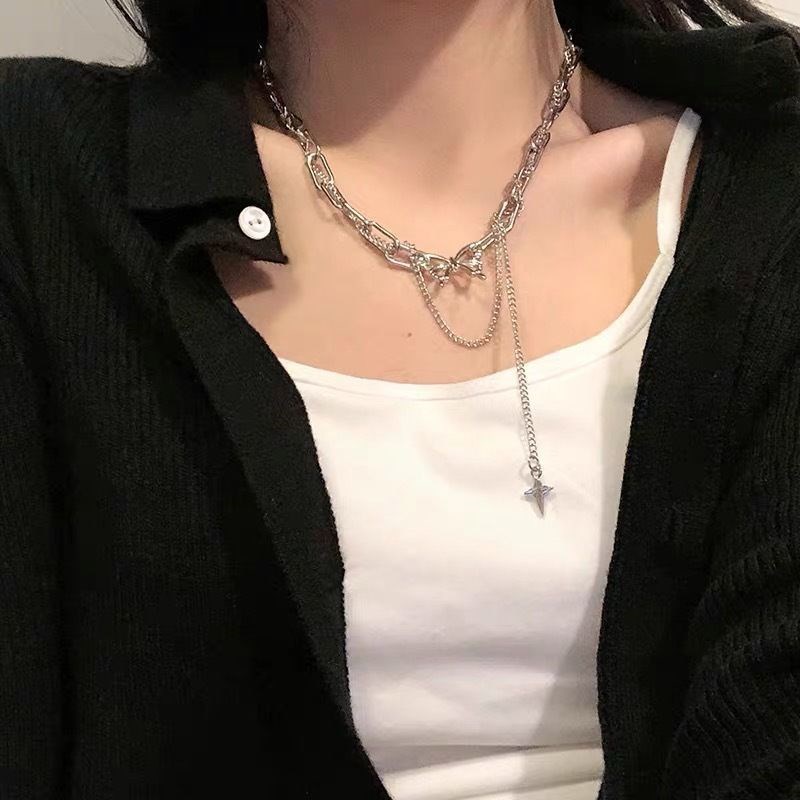 Multilayer  Butterfly  pendants necklace Tassel chain ins niche design clavicle chain personality sweet cool hip-hop jump di clavicle chain necklace