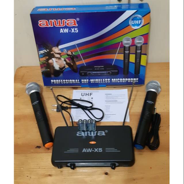 AIWA AW-X5 UHF Microphone Wireless
