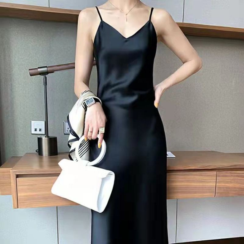 Dress Satin Velvet Wanita Bahan Saten Tali Kecil Korea