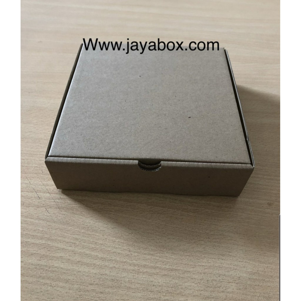 

Kardus / box pizza / kaos 18x18x5 cm