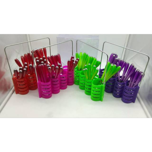 Set sendok, garpu, pisau