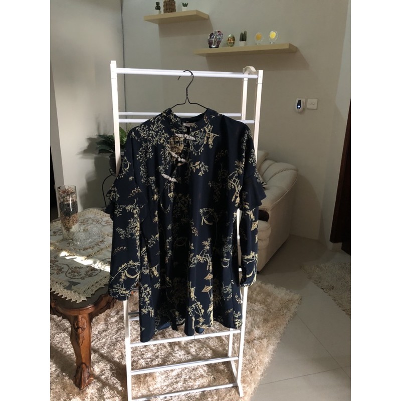 Preloved Yelu Top Ria Miranda