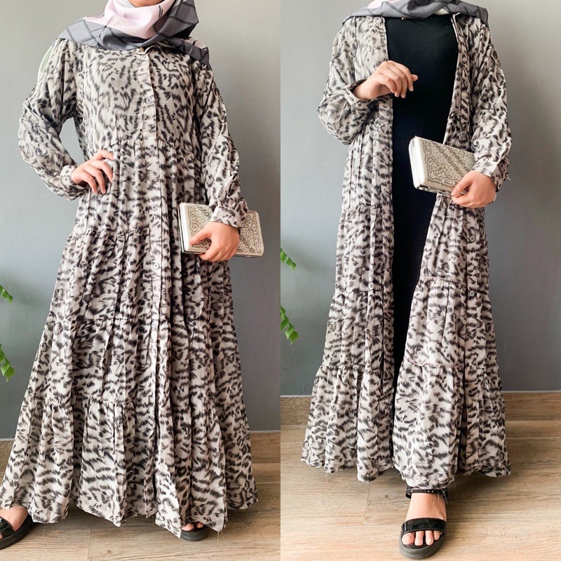 Sara Long Outer Bkk/ Outwear / Long Dress / Outer Ceruty