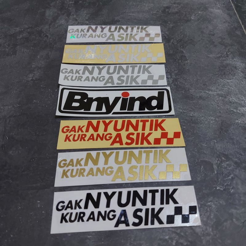 STICKER GAK NYUNTIK KURANG ASYIK CUTTING