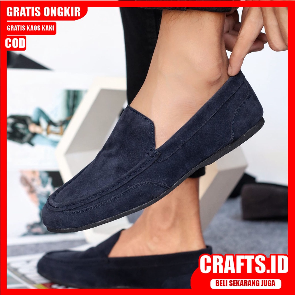 CRAFTS X MOODMAX Sepatu Slip On Pria Sepatu Casual Pria Slip Slop Kulit Suede AntiSlip Cowok/Cowo Original Sepatu Kasual Kerja Kantor Kondangan Gaya Santai Keren Kekinian Murah Terlaris