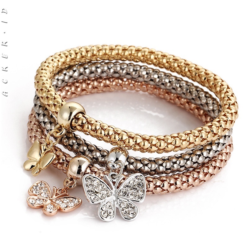 3pcs / Set Gelang Rantai Jagung Elastis Multilayer Liontin Kupu-Kupu Aksen Berlian Bahan Alloy Untuk Wanita