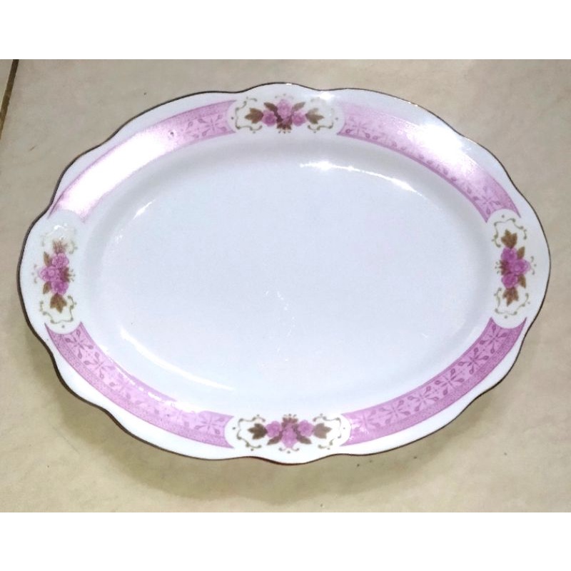 Piring Saji Makan Lonjong Porselen Keramik Putih Motif Bunga Pink