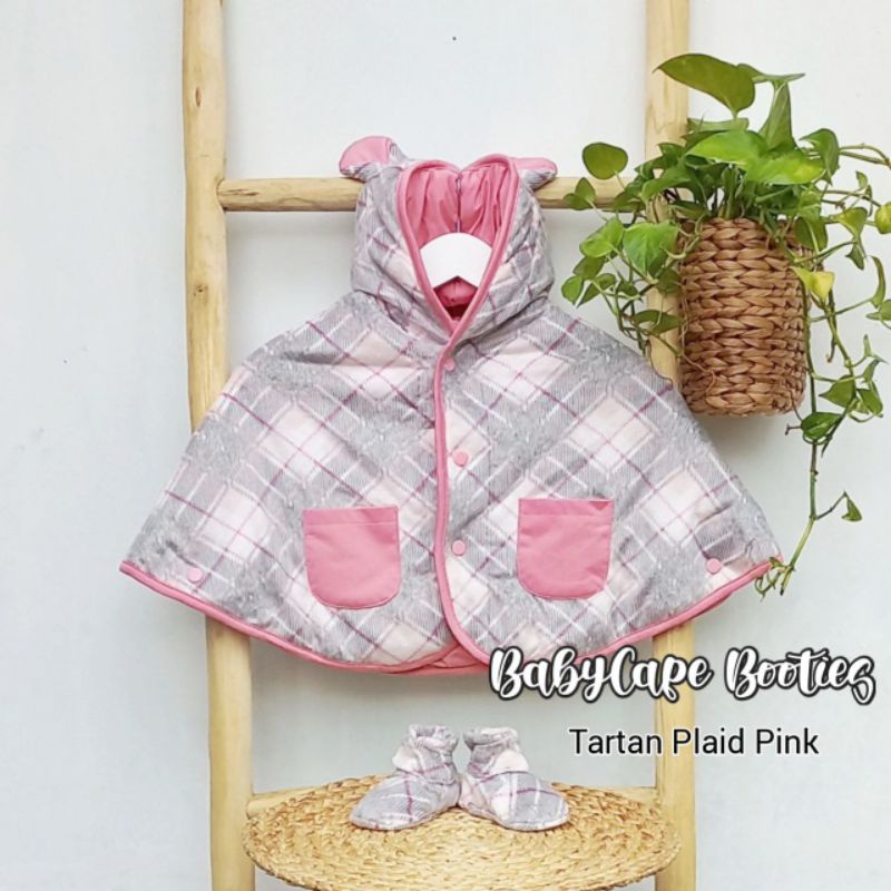 Paket kado Baby Cape Booties Babycape Cuddle Me Set Bayi Jaket Bayi Sepatu CuddleMe-Tartan PlaidPink